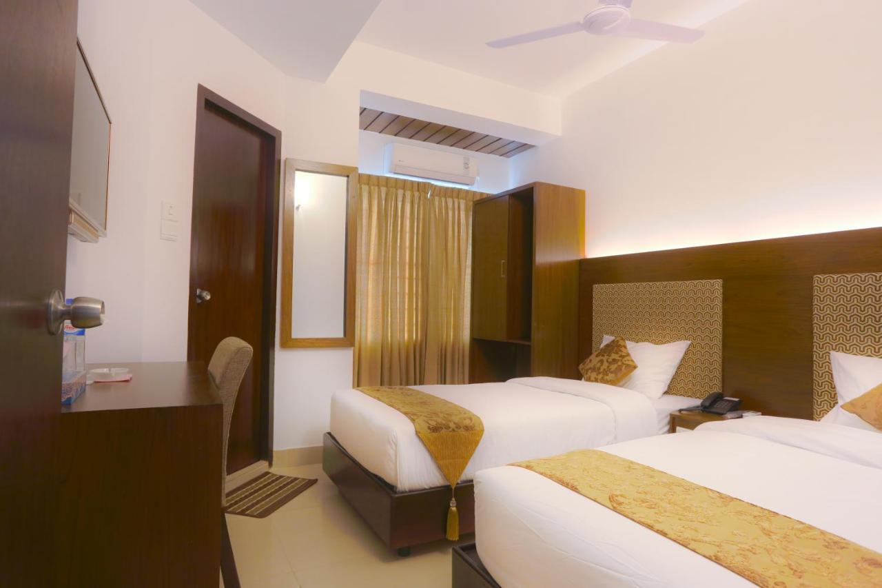 Holy Inn Sylhet Bagian luar foto